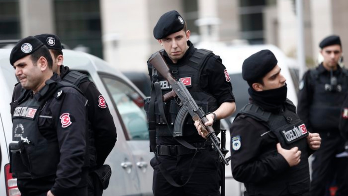 Κωνσταντινούπολη: Σχεδόν 40 συλλήψεις εν όψει των εορτασμών της Πρωτομαγιάς