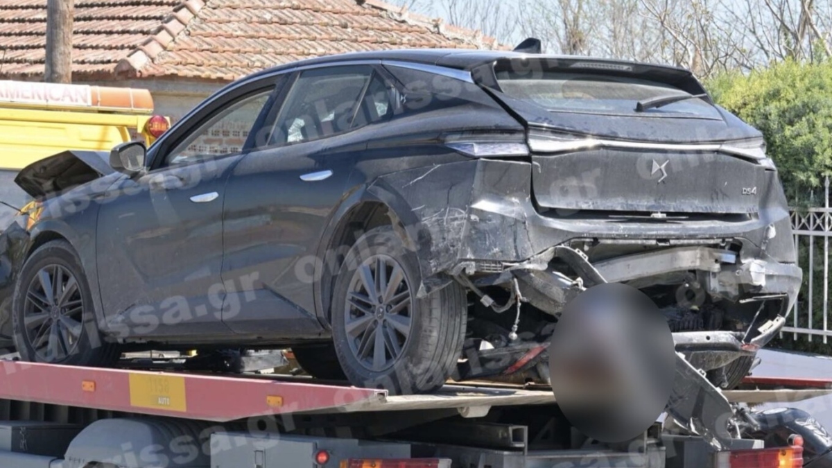 Λάρισα: Καραμπόλα τριών οχημάτων – Στη ΜΕΘ  47χρονος μετά το ατύχημα