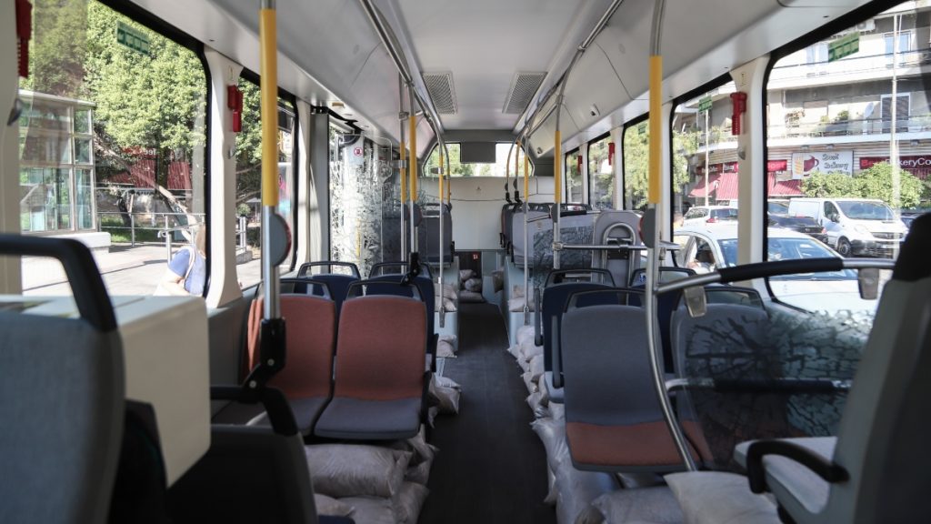 Τι υποστήριξε ο οδηγός του λεωφορείου για την τσάντα με τα 30.000 ευρώ που ξέχασε ηλικιωμένη