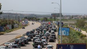 Συγκλονιστικές εικόνες από την επιστροφή των κατοίκων στον νότιο Λίβανο μετά την εκεχειρία με το Ισραήλ (βίντεο)