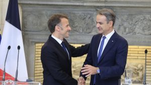 Στο Παρίσι την Τετάρτη ο Μητσοτάκης – Συνάντηση με τον Εμανουέλ Μακρόν