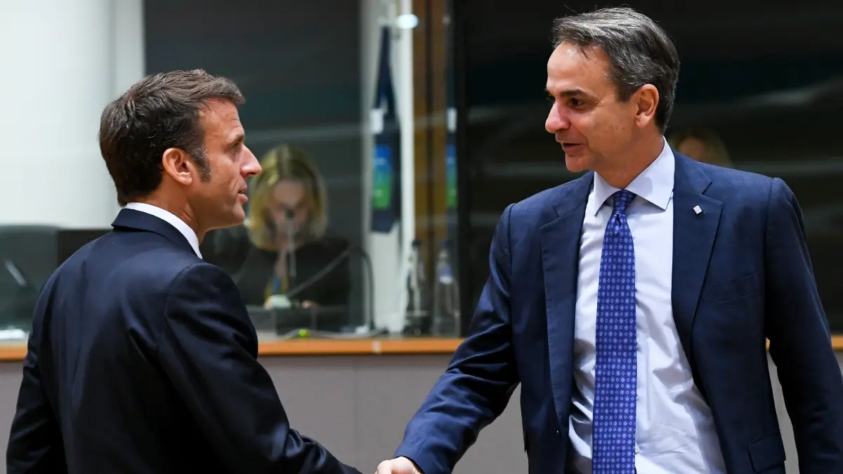 Σήμερα η συνάντηση Μητσοτάκη – Μακρόν στο Παρίσι στη διεθνή συνάντηση κορυφής για το Διάστημα