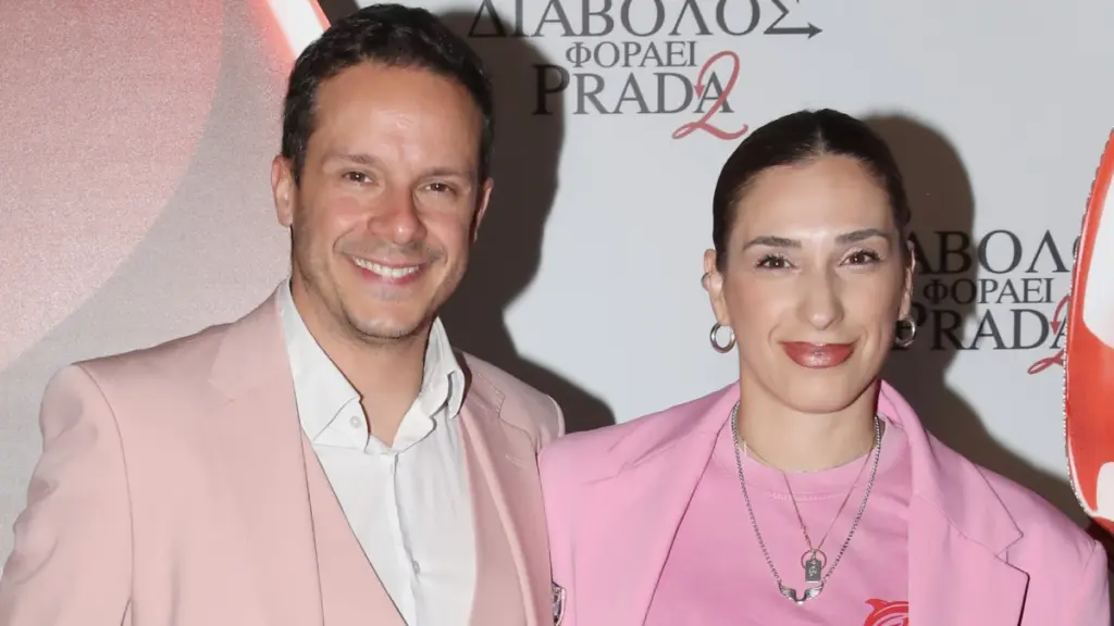 Δημήτρης Μακαλιάς – Αντιγόνη Ψυχράμη: Βραδινή έξοδος μετά από καιρό σε πρεμιέρα ταινίας (pics)