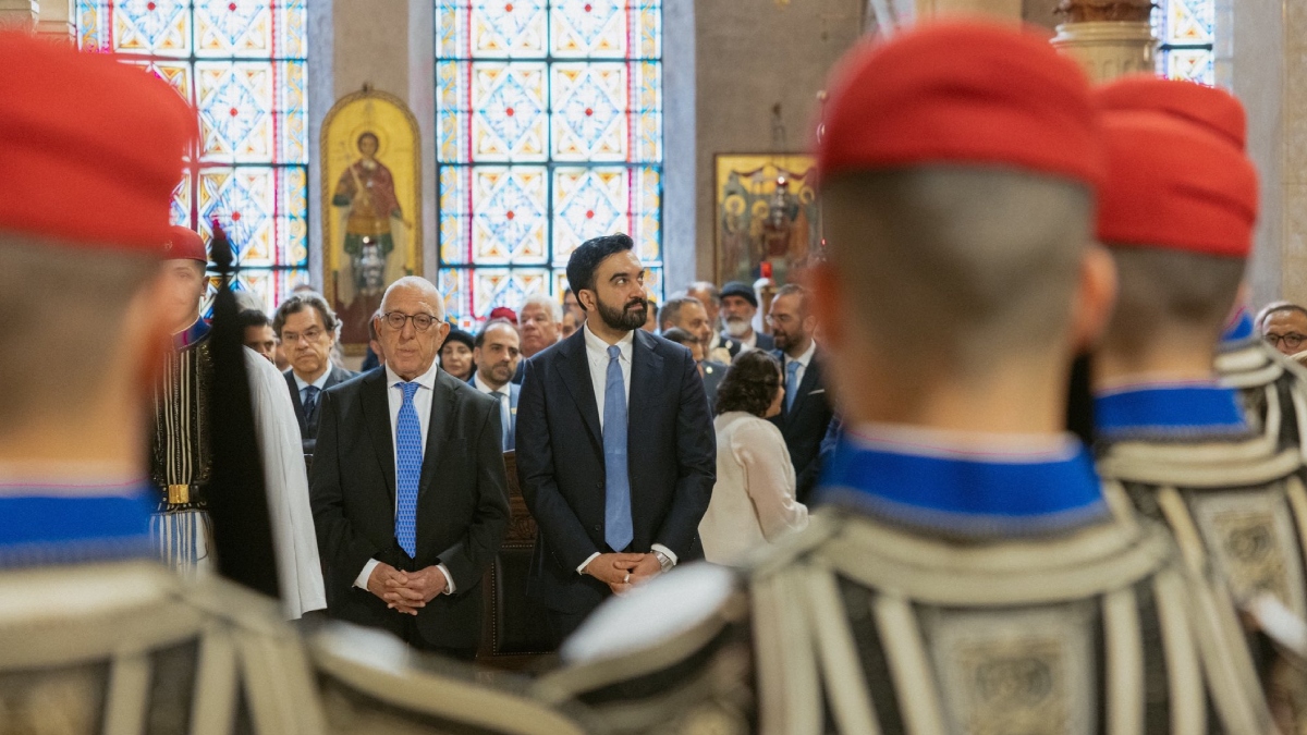 Ζόραν Μαμντάνι: Μίλησε για σφαγές Αρμενίων και μετά πήγε σε ελληνορθόδοξη λειτουργία – «Ζήτω η Ελλάδα»