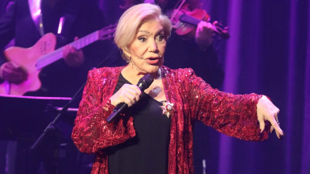 Μαρινέλλα: Όλα όσα συνέβησαν χθες στο σπίτι της μετά το τέλος της κηδείας – Η γιορτή προς τιμήν της