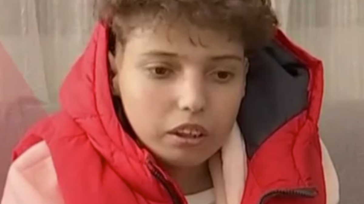 Επέστρεψε στην Ελλάδα ο Μάριος μετά τη μεταμόσχευση ήπατος στο Τορίνο – “Έδωσα μεγάλο πόλεμο με τον θάνατο και τον κέρδισα”