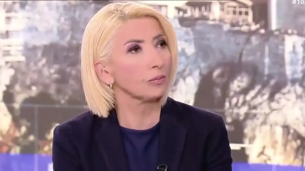 Μίνα Καραμήτρου: «Σιγά μην αλλάξουμε γειτονιά για να ξεχάσουμε κάποιον»