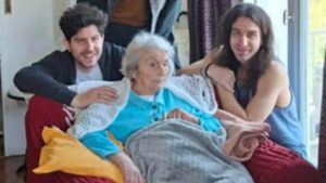 Μυρτώ Θεοδωράκη: Τα 101 έφτασε η σύζυγος του θρυλικού Μίκι – Η συγκινητική ανάρτηση της οικογένειας του μεγάλου συνθέτη