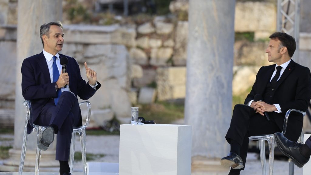 «Ελλάς – Γαλλία – Συμμαχία»: Σφραγίζεται η στρατηγική σχέση Αθήνας και Παρισιού – Το νέο γεωπολιτικό δόγμα στη σκιά της κρίσης