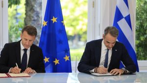 Μητσοτάκης – Μακρόν: Αυτές είναι οι συμφωνίες που υπέγραψαν για την στρατηγική εταιρική σχέση Ελλάδας και Γαλλίας