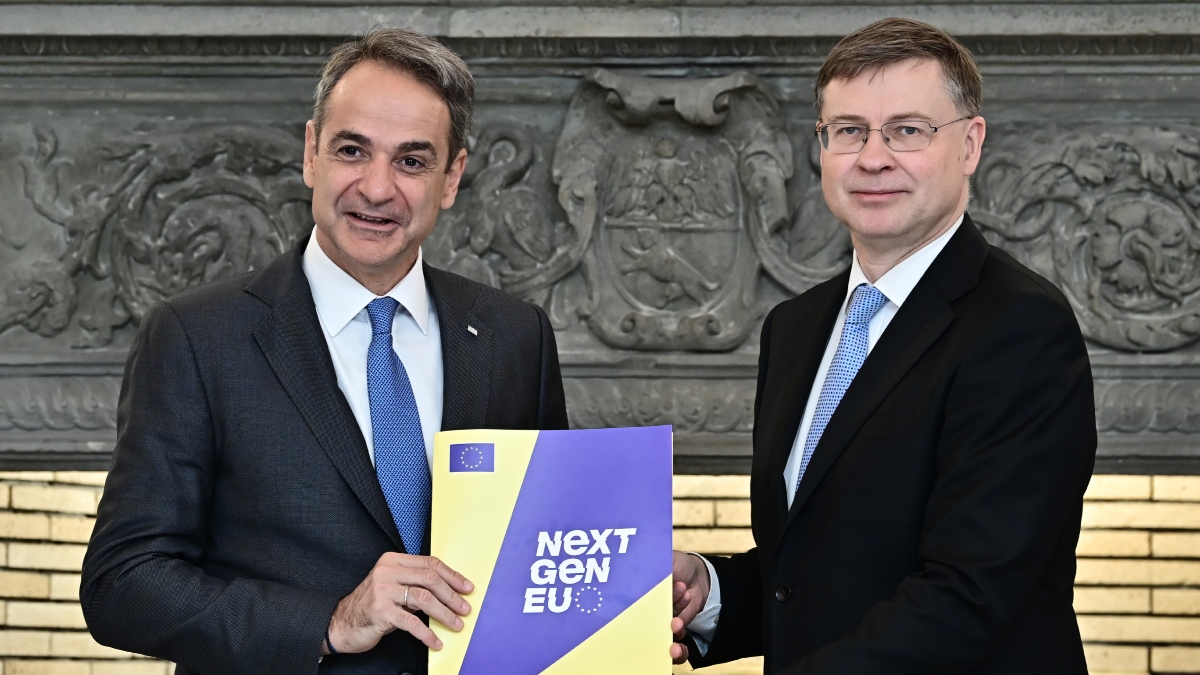 Συνάντηση Μητσοτάκη με τον Ευρωπαίο Επίτροπο Οικονομίας: “Αξιοσημείωτη η ανάκαμψη της Ελλάδας”