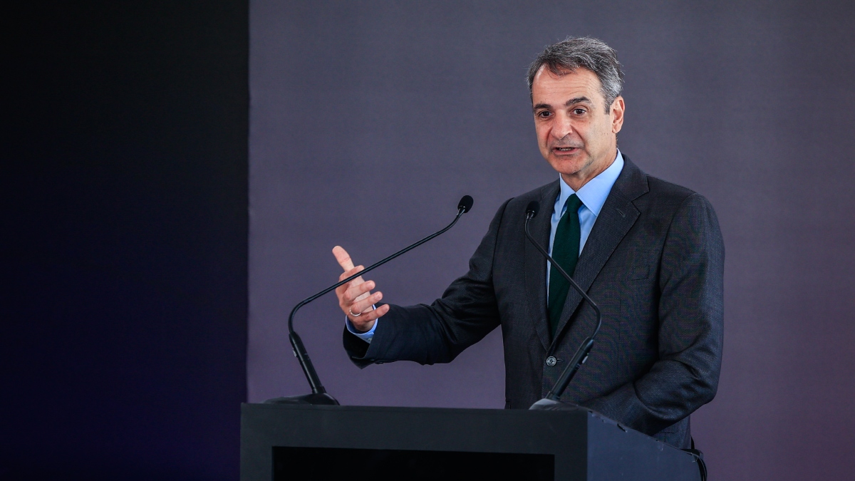 Μητσοτάκης: “Η πρόοδος δεν έρχεται με την καθήλωση στο χθες, αλλά με γνώση, σχέδιο και γρήγορο βηματισμό στον δρόμο του αύριο”