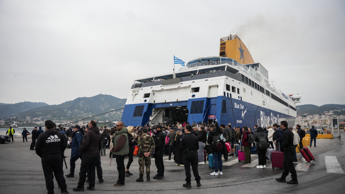 Μυτιλήνη: Κτηνοτρόφοι κατέλαβαν και τα δύο λιμάνια έως αύριο στις 12:00
