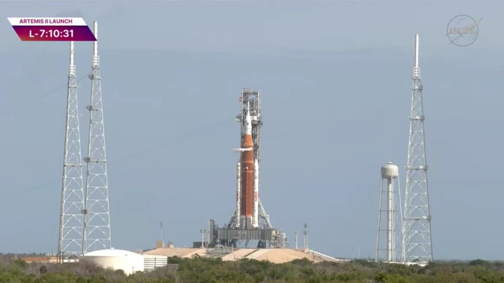 Η NASA εκτοξεύει την Artemis II – Η επανδρωμένη αποστολή στη Σελήνη (Βίντεο)