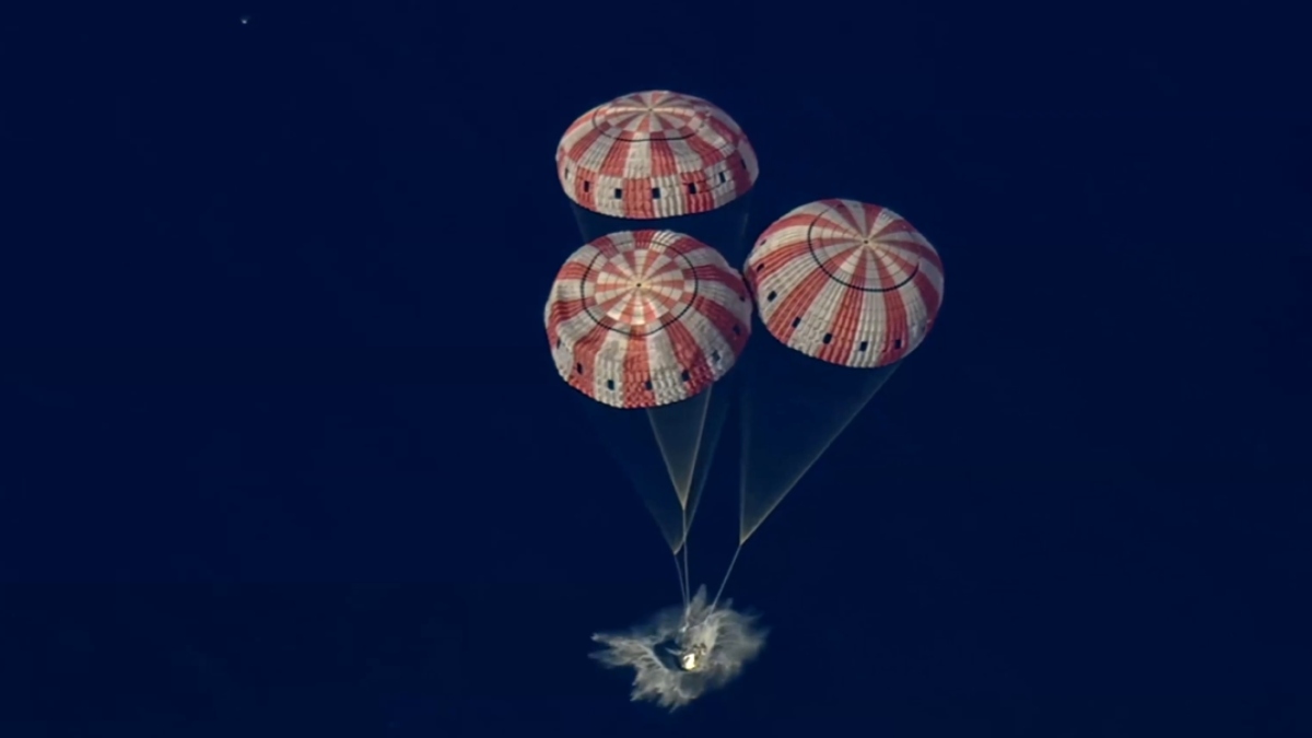 Επέστρεψε στη γη η αποστολή του Artemis II – Σώοι οι τέσσερις αστροναύτες (βίντεο)