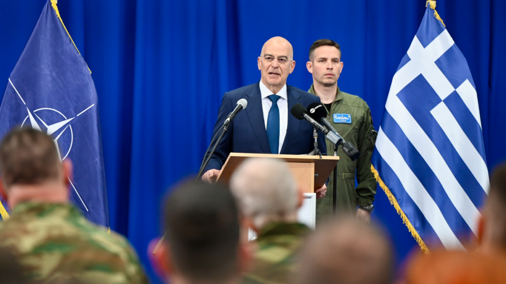 Δένδιας από την Πρίστινα: «Η Ελληνική Δύναμη Κοσσυφοπεδίου με την παρουσία της επιτρέπει να υπάρχει ασφάλεια, ειρήνη και σταθερότητα»