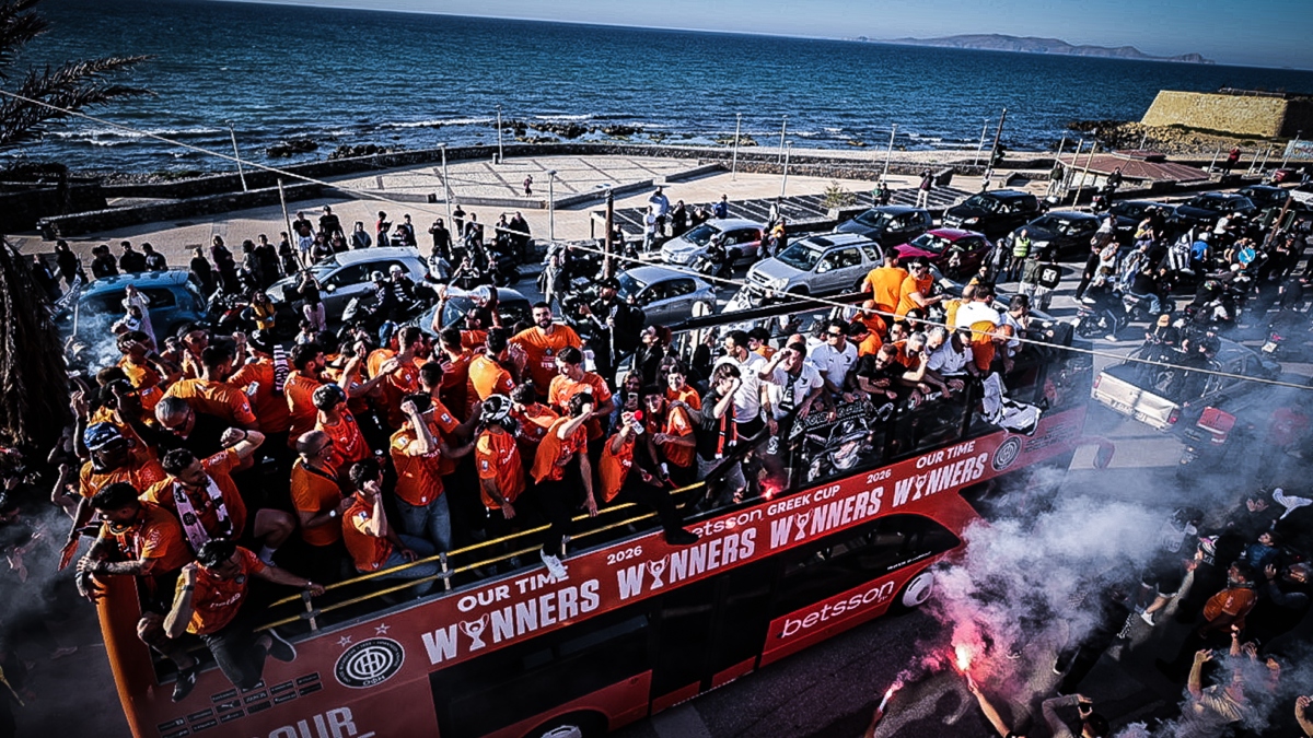 ΟΦΗ: Όλη η Κρήτη γιόρτασε το Κύπελλο στην ανοικτή παρέλαση στο Ηράκλειο (Εικόνες & Βίντεο)