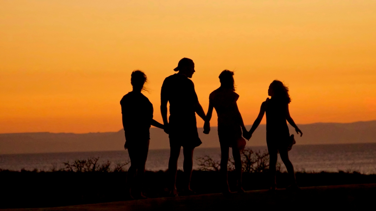 Οικογένειες με παιδιά: Εφάπαξ ενίσχυση 150 ευρώ ανά τέκνο – Ποιοι είναι οι δικαιούχοι