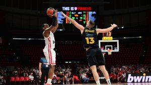 Ολυμπιακός – Άρης 92 – 81: Διατήρησαν το απόλυτο οι “ερυθρόλευκοι” με ξέσπασμα στο δεύτερο μέρος