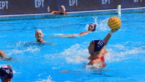 Βουλιαγμένη – Ολυμπιακός 13-15: “Ερυθρόλευκο” το Κύπελλο Ελλάδας για 7η φορά σε ματς διαφήμιση για το πόλο γυναικών