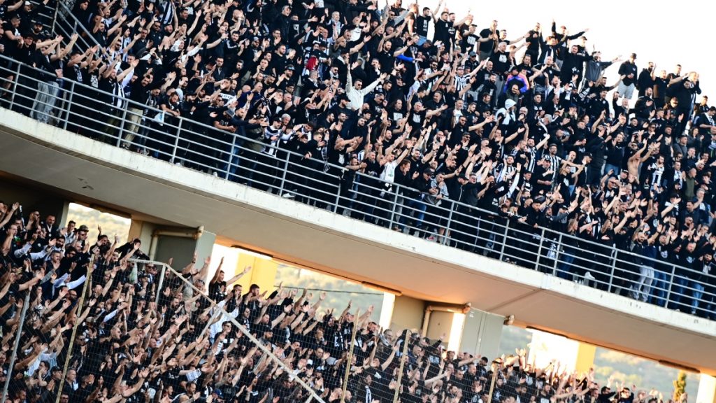 ΠΑΟΚ – ΟΦΗ: Ένταση με την αστυνομία και προβλήματα εισόδου στο Πανθεσσαλικό (Βίντεο)