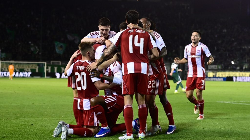 Παναθηναϊκός – Ολυμπιακός 0-2: Έβαψε «ερυθρόλευκο» το ντέρμπι και παρέμεινε ζωντανός για το πρωτάθλημα