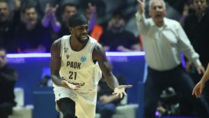 ΠΑΟΚ – Μπιλμπάο 79-73: Την «κατάπιε» στο Παλατάκι και πάει στην Ισπανία για να το σηκώσει