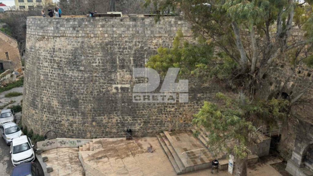 Κρήτη: Ηλικιωμένος στο Ηράκλειο έπεσε από τα τείχη – Νοσηλεύεται σε κρίσιμη κατάσταση