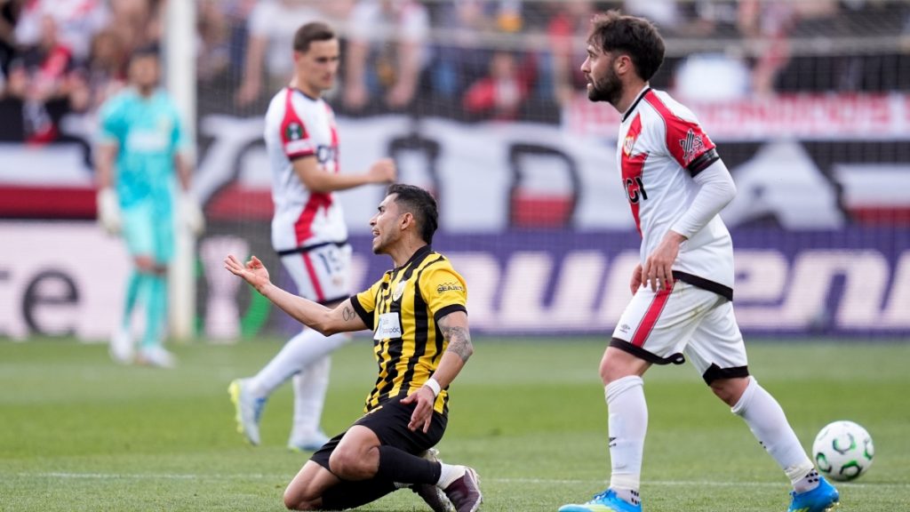 Ράγιο Βαγιεκάνο – ΑΕΚ 3-0: Πλήρωσε τα λάθη της και ψάχνει πλέον το «θαύμα»