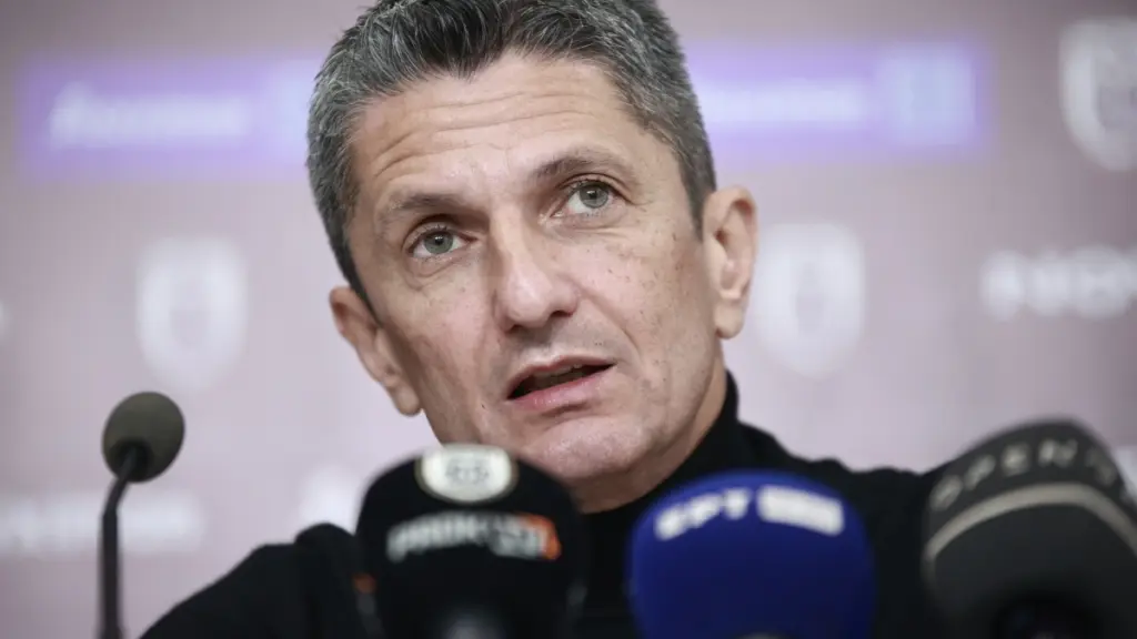 Ραζβάν Λουτσέσκου: «Νιώθω ότι επικοινώνησα λίγο με τον πατέρα μου τον τελευταίο καιρό»
