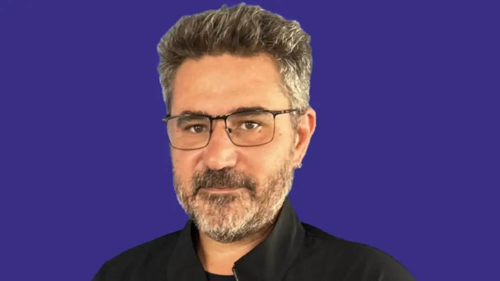 Συλλυπητήρια από όλες τις πτέρυγες της Βουλής στη Θεανώ Φωτίου για τον θάνατο του γιου της