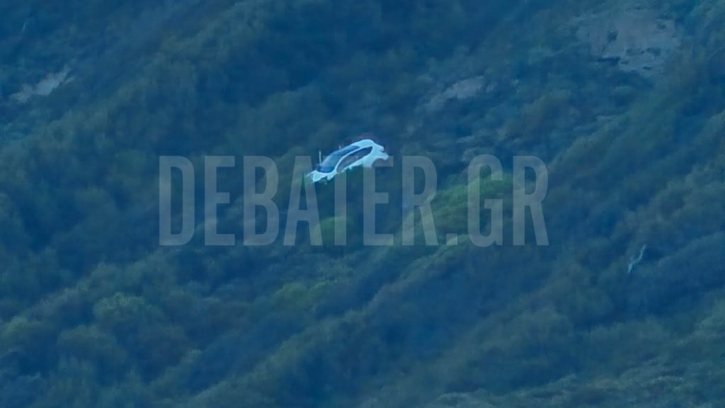 Ρόδος: Σώθηκε από θαύμα οδηγός που έπεσε σε γκρεμό 60 μέτρων (φωτογραφίες + βίντεο)