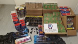 Επιχείρηση «Spark-Down»: Μπαράζ κατασχέσεων βεγγαλικών σε όλη τη χώρα – Στις 23 οι συλλήψεις