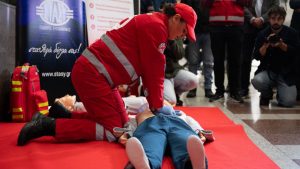 ΣΤΑΣΥ: Με απινιδωτές εξοπλίζεται το Μετρό της Αθήνας (Φωτογραφίες)