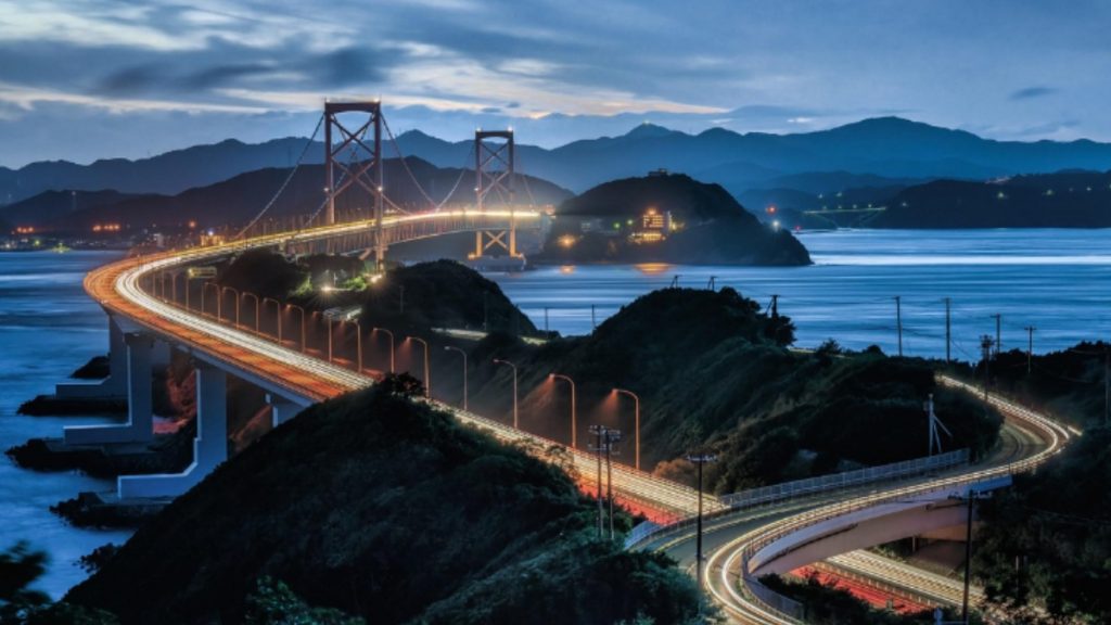 Στενά του Ορμούζ: Πλοία που δέχθηκαν  αμερικανικές κυρώσεις εξακολουθούν να διέρχονται παρά τον αποκλεισμό των ΗΠΑ