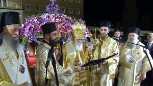 Μεγάλη Παρασκευή – Επιτάφιος: Με κατάνυξη και ευλάβεια η περιφορά σε όλη τη χώρα (Βίντεο – Φωτογραφίες)