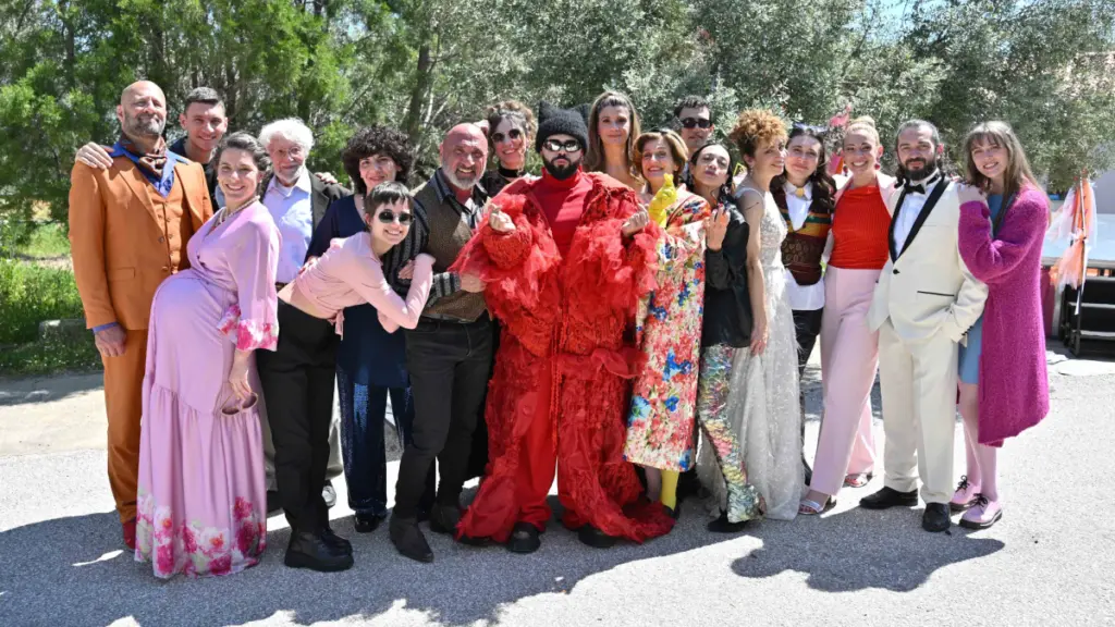ΕΡΤ1 – «Το Παιδί»: Ο Akylas εισβάλλει στη σειρά και το Νεοχώρι χορεύει στον ρυθμό του «Ferto» (pics)