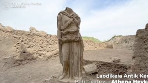 Τουρκία: Ανακαλύφθηκε άγαλμα της Αθηνάς ύψους 2 μέτρων στην Λαοδικεία (Βίντεο)