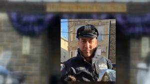 Νέα Υόρκη: Οδός ονομάστηκε “Anastasios Tsakos” προς τιμήν του Έλληνα αστυνομικού που έπεσε στο καθήκον