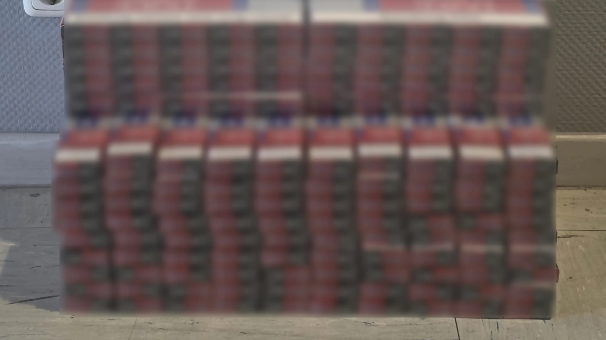 “Ελευθέριος Βενιζέλος”: Συνελήφθη 48χρονος που μετέφερε 7.400 πακέτα λαθραίων τσιγάρων από το Κάιρο