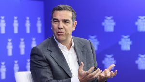 Τσίπρας για ΔΕΗ: “Το μεγάλο κόλπο θα κοστίσει στον Έλληνα φορολογούμενο και καταναλωτή ενέργειας όσο πολλοί ΟΠΕΚΕΠΕ μαζί”