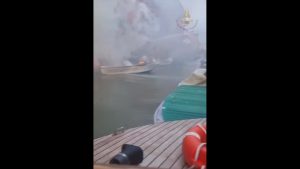 Βενετία: Φωτιά σε σκάφος με έναν τραυματία (Βίντεο)