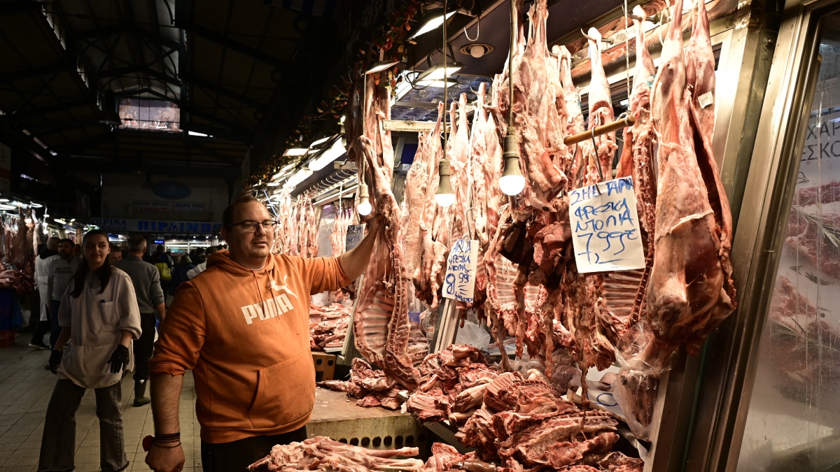 Ανεξάρτητη Αρχή Ελέγχου της Αγοράς: Σαρωτικοί έλεγχοι σε όλη τη χώρα – Πώς διαμορφώνονται οι τιμές στο αρνί;