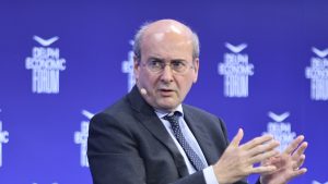 Χατζηδάκης: “Συμφωνία με ΟΟΣΑ για νέες μεταρρυθμίσεις – Μείωση του κενού ΦΠΑ στο 9,5%”