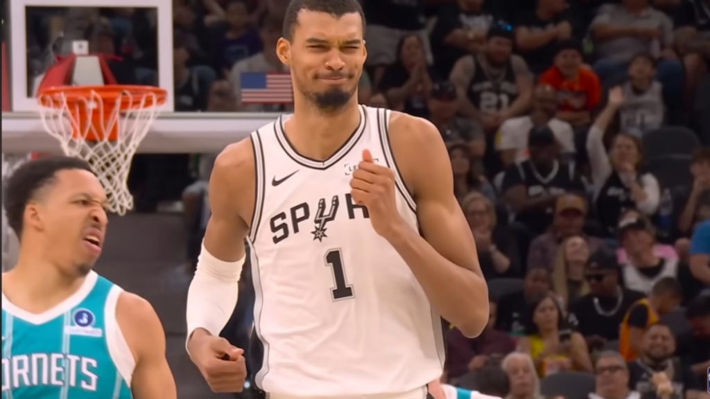 Βίκτορ Ουεμπανιάμα: Κορυφαίος αμυντικός της χρονιάς στο ΝΒΑ ο Γάλλος