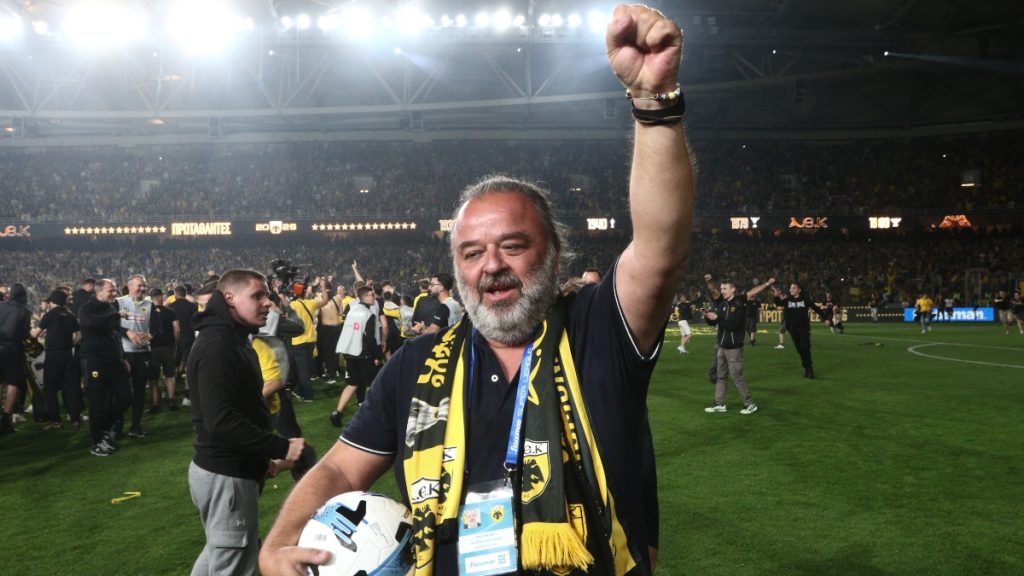 Με ελικόπτερο πήγε στη φιέστα της ΑΕΚ ο Μάριος Ηλιόπουλος (Βίντεο)