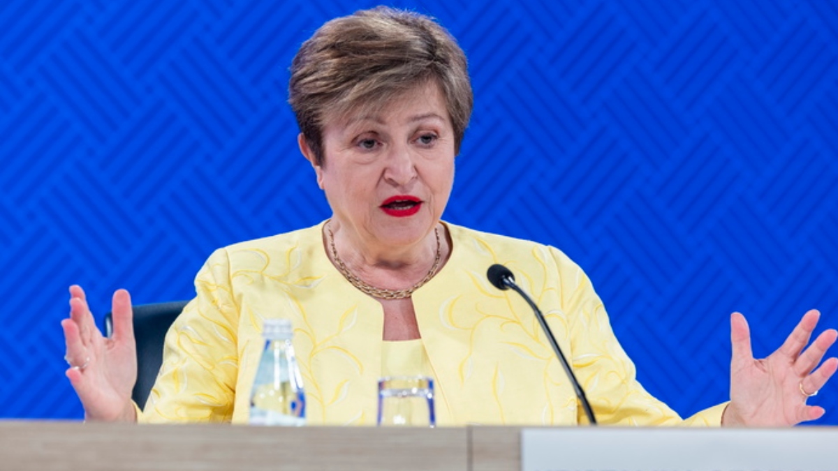 ΔΝΤ: “Πιο κοντά το κακό σενάριο – Πετρέλαιο στα 125 δολάρια αν συνεχιστεί ο πόλεμος στη Μέση Ανατολή έως το 2027”