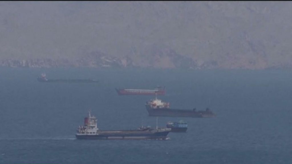 Εκρηκτικό σκηνικό στα Στενά του Ορμούζ – Σκληρό μήνυμα Γκαλιμπάφ στις ΗΠΑ, “δεν έχουμε καν αρχίσει”