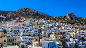 Η Κάρπαθος ανάμεσα στους “μυστικούς πολύτιμους λίθους” της Μεσογείου που προσφέρουν εμπειρίες ζωής