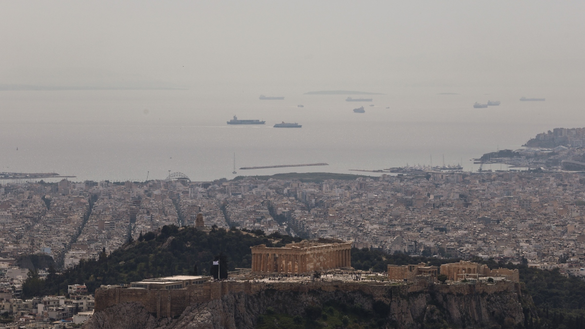 Ασταθής ο καιρός σήμερα, επιστρέφει η αφρικανική σκόνη – Σε ποιες περιοχές θα βρέξει